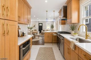 2031 Pleasant Pkwy, Union Twp., NJ 07083