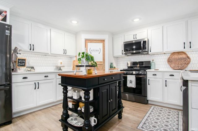 3424 E Bristol Street, Elkhart, IN 46514