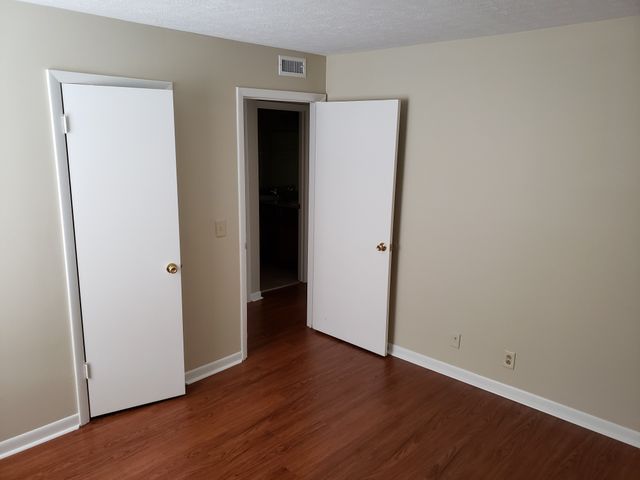 1101 Westchester Dr D, Nashville, TN 37207