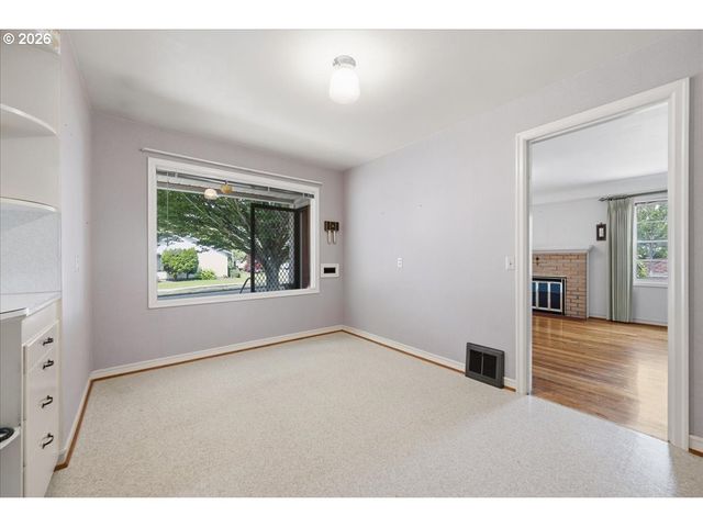 3517 GRANT St, Vancouver, WA 98660