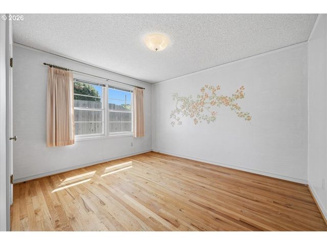 3517 GRANT St, Vancouver, WA 98660