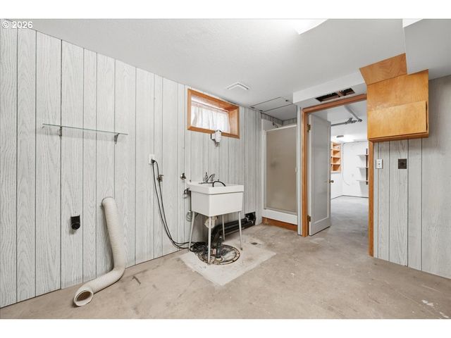 3517 GRANT St, Vancouver, WA 98660