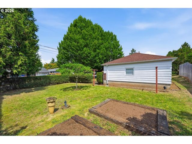 3517 GRANT St, Vancouver, WA 98660