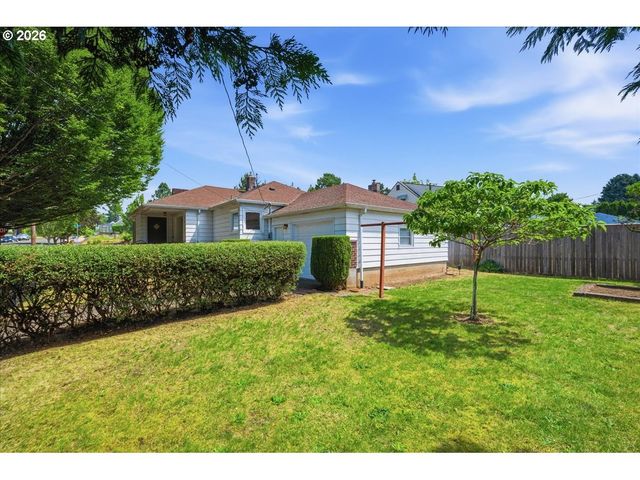 3517 GRANT St, Vancouver, WA 98660