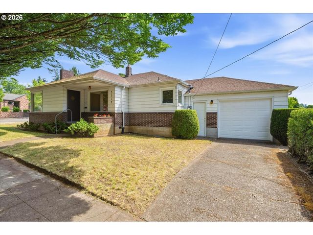 3517 GRANT St, Vancouver, WA 98660
