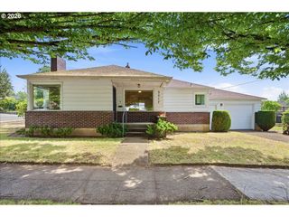 3517 GRANT St, Vancouver, WA 98660