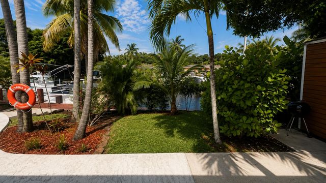 2041 SW 23RD Avenue, Fort Lauderdale, FL 33312
