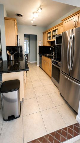 2041 SW 23RD Avenue, Fort Lauderdale, FL 33312