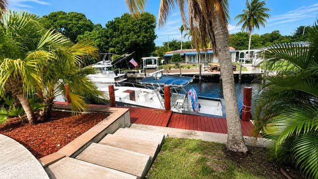 2041 SW 23RD Avenue, Fort Lauderdale, FL 33312