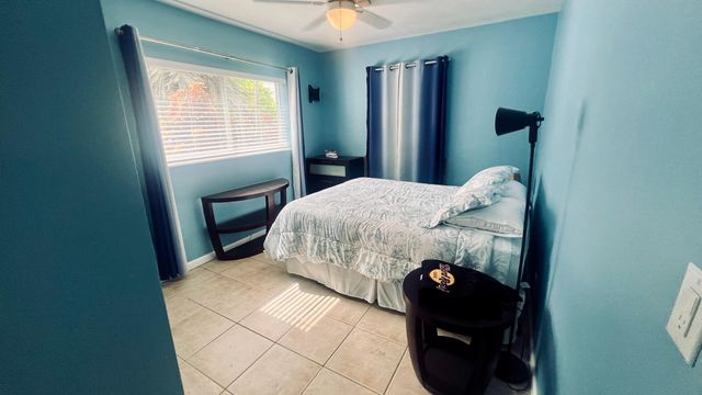 2041 SW 23RD Avenue, Fort Lauderdale, FL 33312