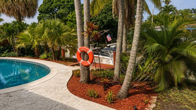 2041 SW 23RD Avenue, Fort Lauderdale, FL 33312