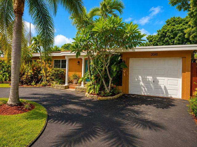 2041 SW 23RD Avenue, Fort Lauderdale, FL 33312