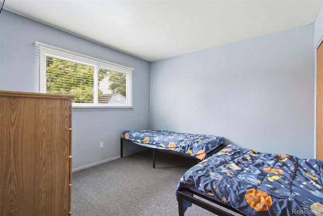 23707 Thornton Street, Clinton Charter Township, MI 48035