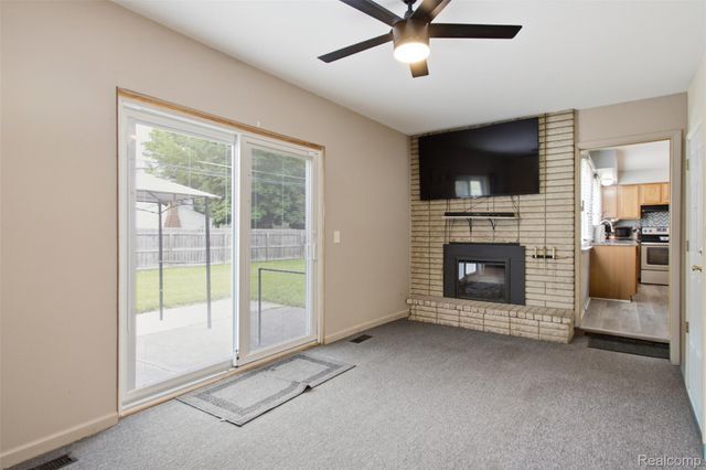 23707 Thornton Street, Clinton Charter Township, MI 48035