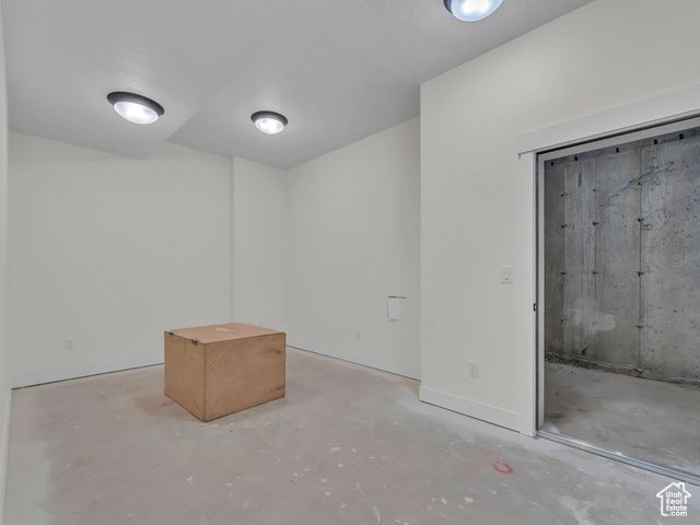 11896 S REEVES LN, Riverton, UT 84065