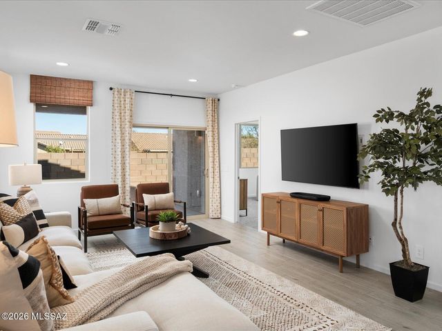 6829 W Sweetshade Lane, Tucson, AZ 85757