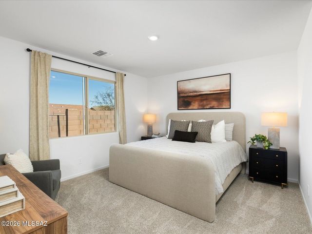 6829 W Sweetshade Lane, Tucson, AZ 85757