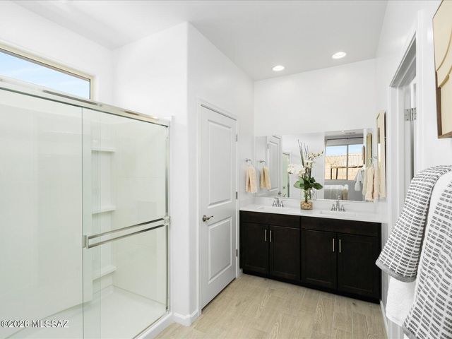 6829 W Sweetshade Lane, Tucson, AZ 85757