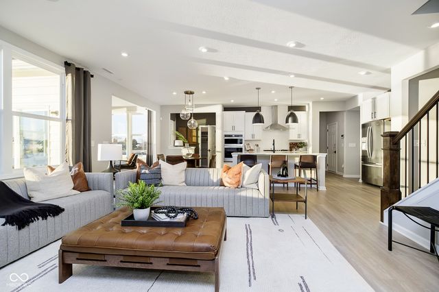 562 Corbin Way, Avon, IN 46123