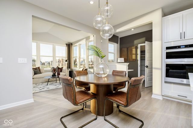 562 Corbin Way, Avon, IN 46123