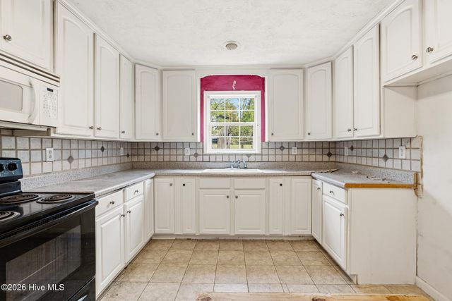1200 Oak Avenue, Hamlet, NC 28345
