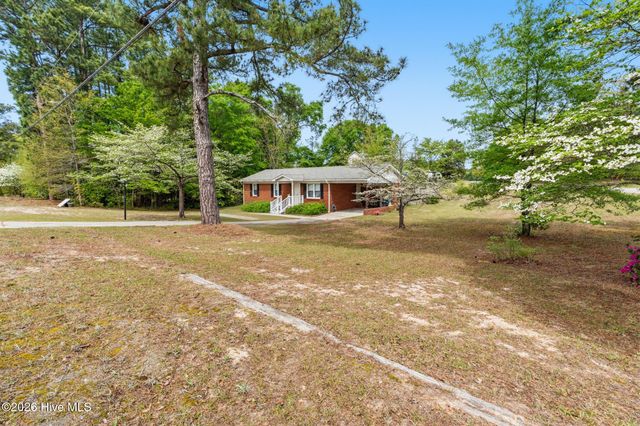 1200 Oak Avenue, Hamlet, NC 28345