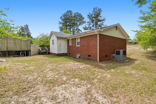 1200 Oak Avenue, Hamlet, NC 28345