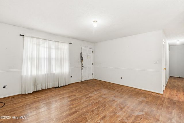 1200 Oak Avenue, Hamlet, NC 28345
