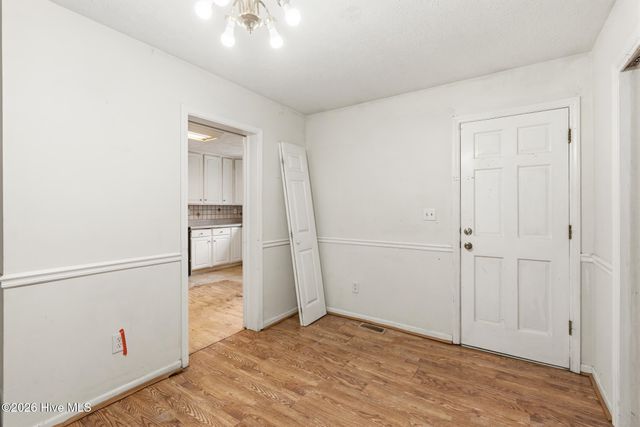 1200 Oak Avenue, Hamlet, NC 28345