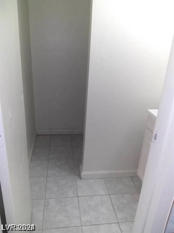 3435 Villa Knolls South Drive, Las Vegas, NV 89120