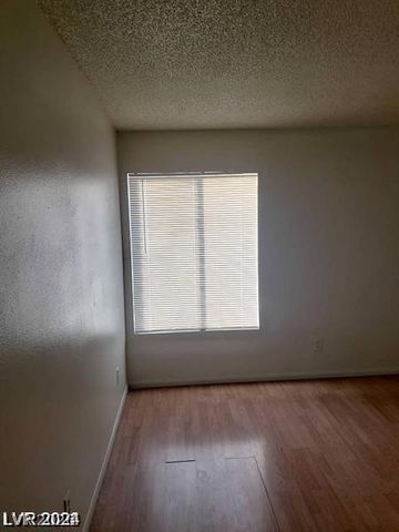 3435 Villa Knolls South Drive, Las Vegas, NV 89120