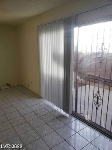 3435 Villa Knolls South Drive, Las Vegas, NV 89120