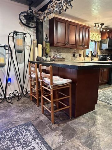 2717 Tupelo Street, Lake Charles, LA 70601