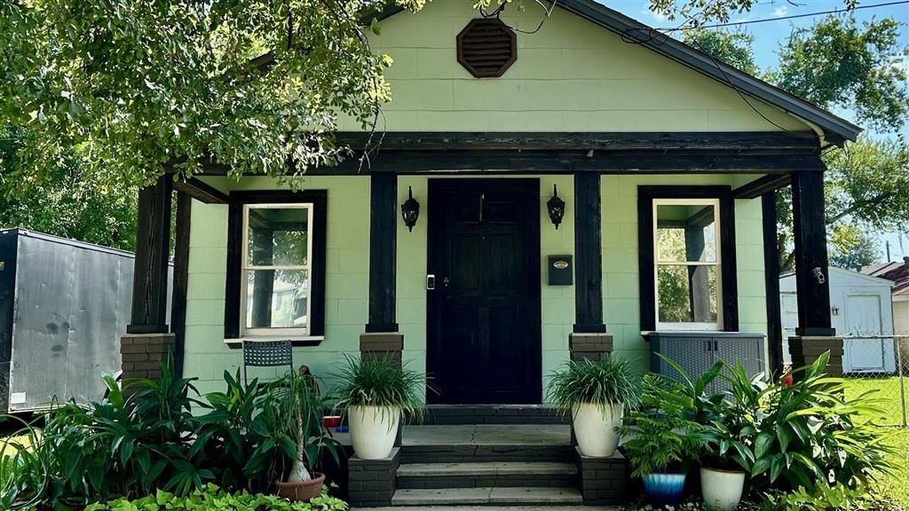 2717 Tupelo Street, Lake Charles, LA 70601
