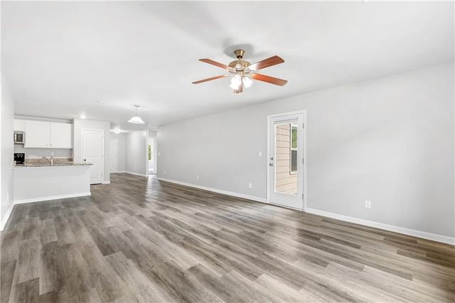 123 w lexington Ave, Griffin, GA 30223