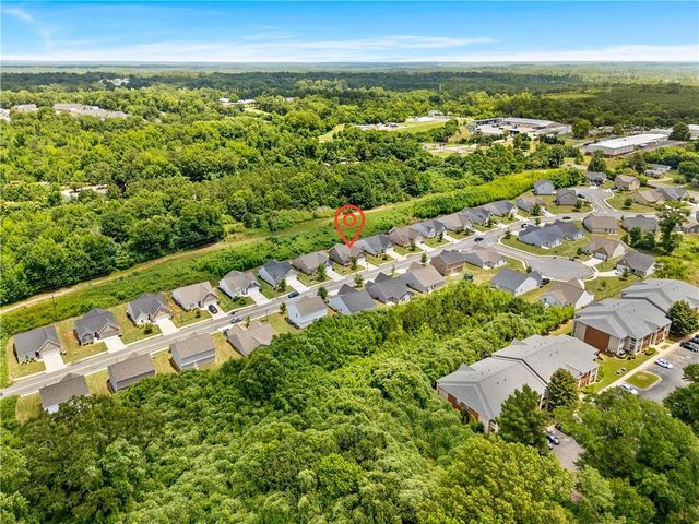 123 w lexington Ave, Griffin, GA 30223