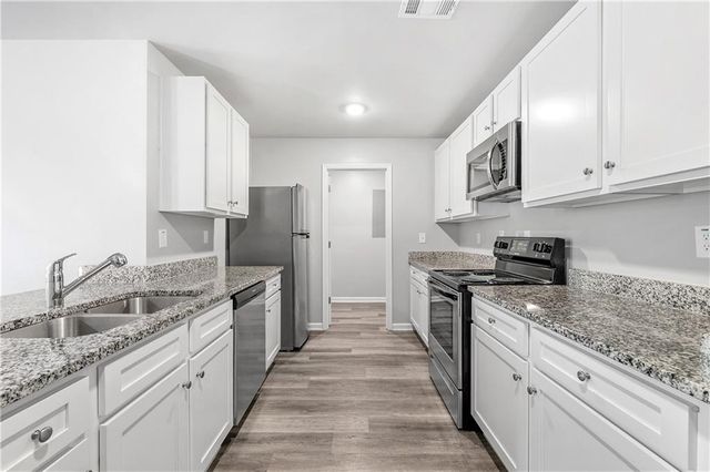 123 w lexington Ave, Griffin, GA 30223