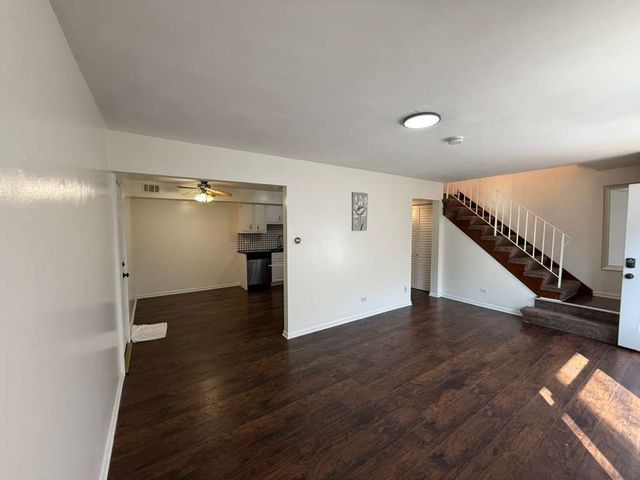 1945 Hancock Drive 1945, Hoffman Estates, IL 60169