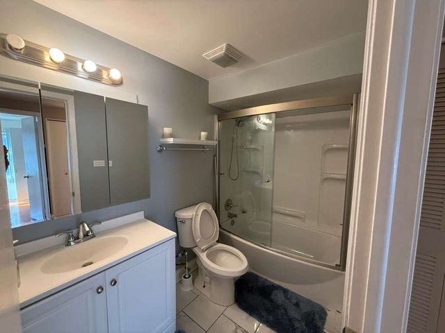 1945 Hancock Drive 1945, Hoffman Estates, IL 60169