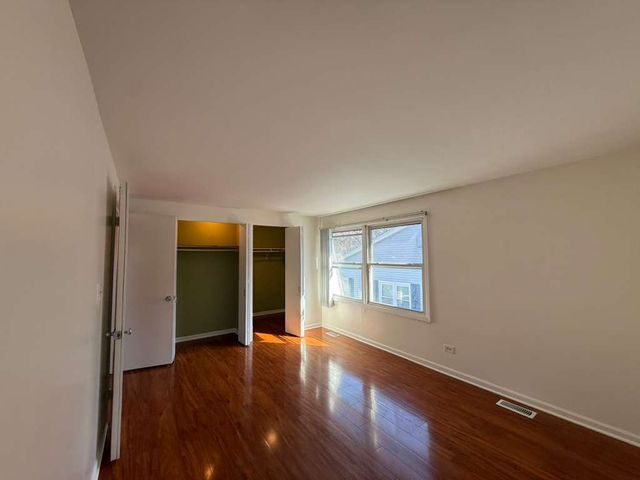 1945 Hancock Drive 1945, Hoffman Estates, IL 60169