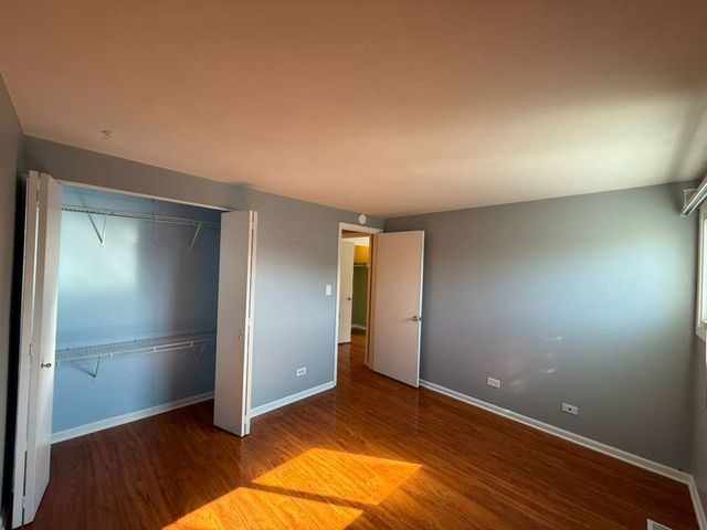 1945 Hancock Drive 1945, Hoffman Estates, IL 60169