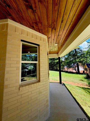 18503 Enchanted Woods, Flint, TX 75762