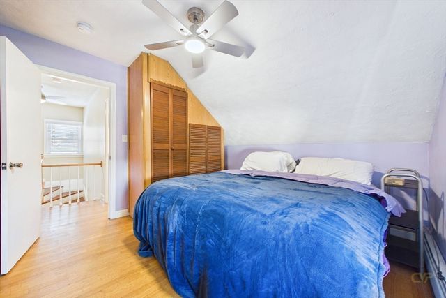 87 Stowe St, Fall River, MA 02720