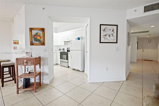 701 SW 142nd Ave 110S, Pembroke Pines, FL 33027