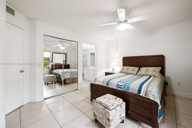701 SW 142nd Ave 110S, Pembroke Pines, FL 33027