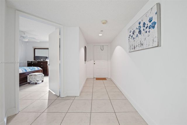 701 SW 142nd Ave 110S, Pembroke Pines, FL 33027