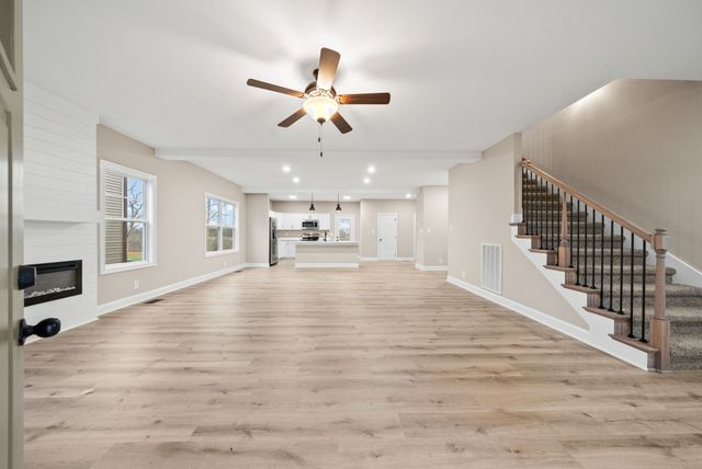 348 Hereford Farms, Clarksville, TN 37043