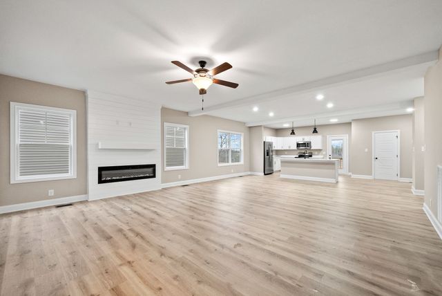 348 Hereford Farms, Clarksville, TN 37043