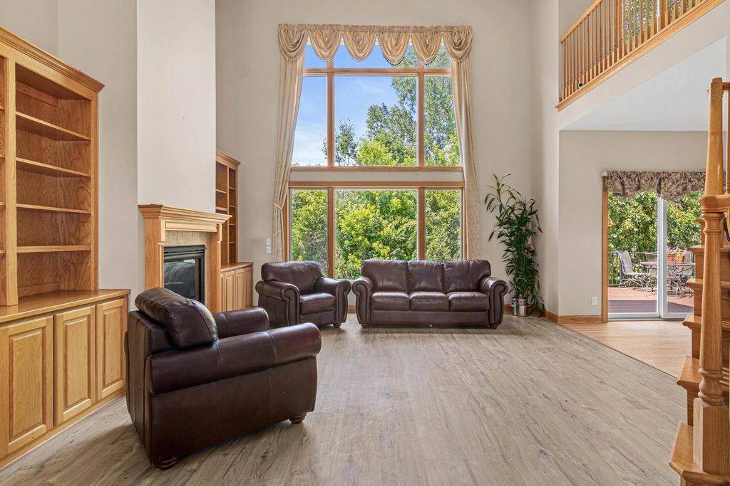 8304 9th Street N, Oakdale, MN 55128 — photo 3