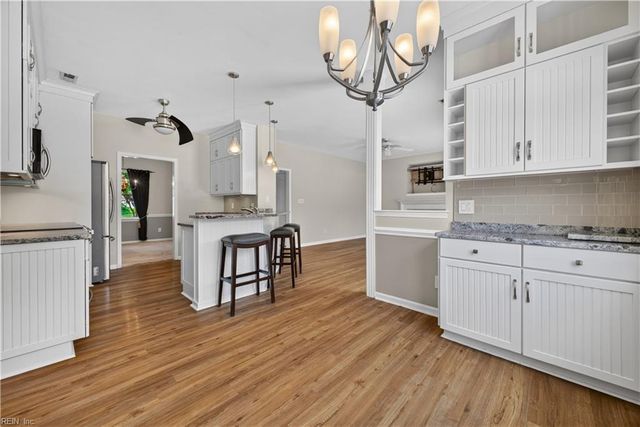 2221 Agecroft RD, Virginia Beach, VA 23454